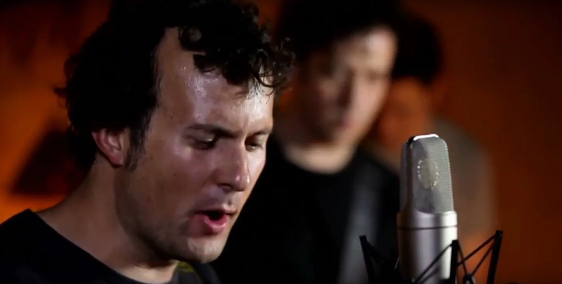 Jordi singing in the recording studio